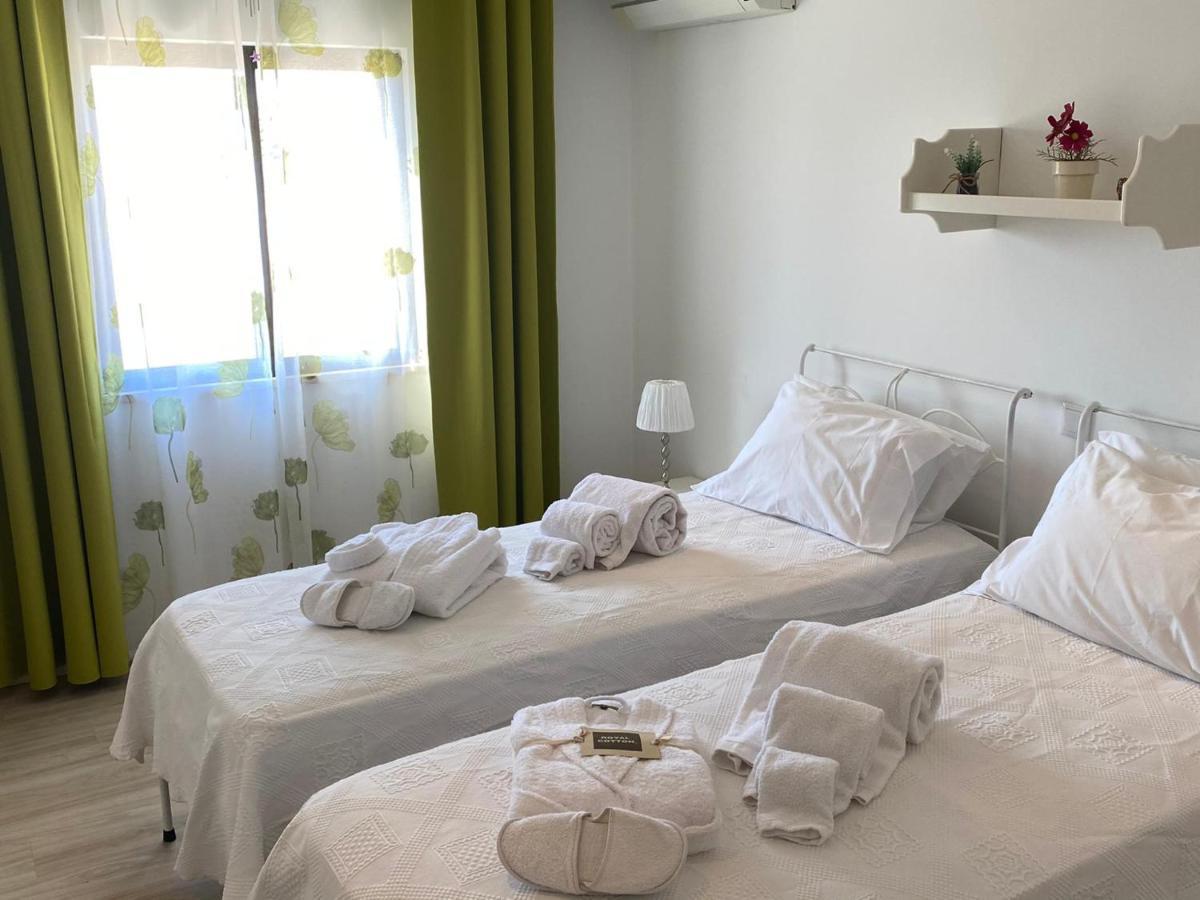 Os Reais - Apt In Front Of The Beach In Centeanes Карвоейру Экстерьер фото
