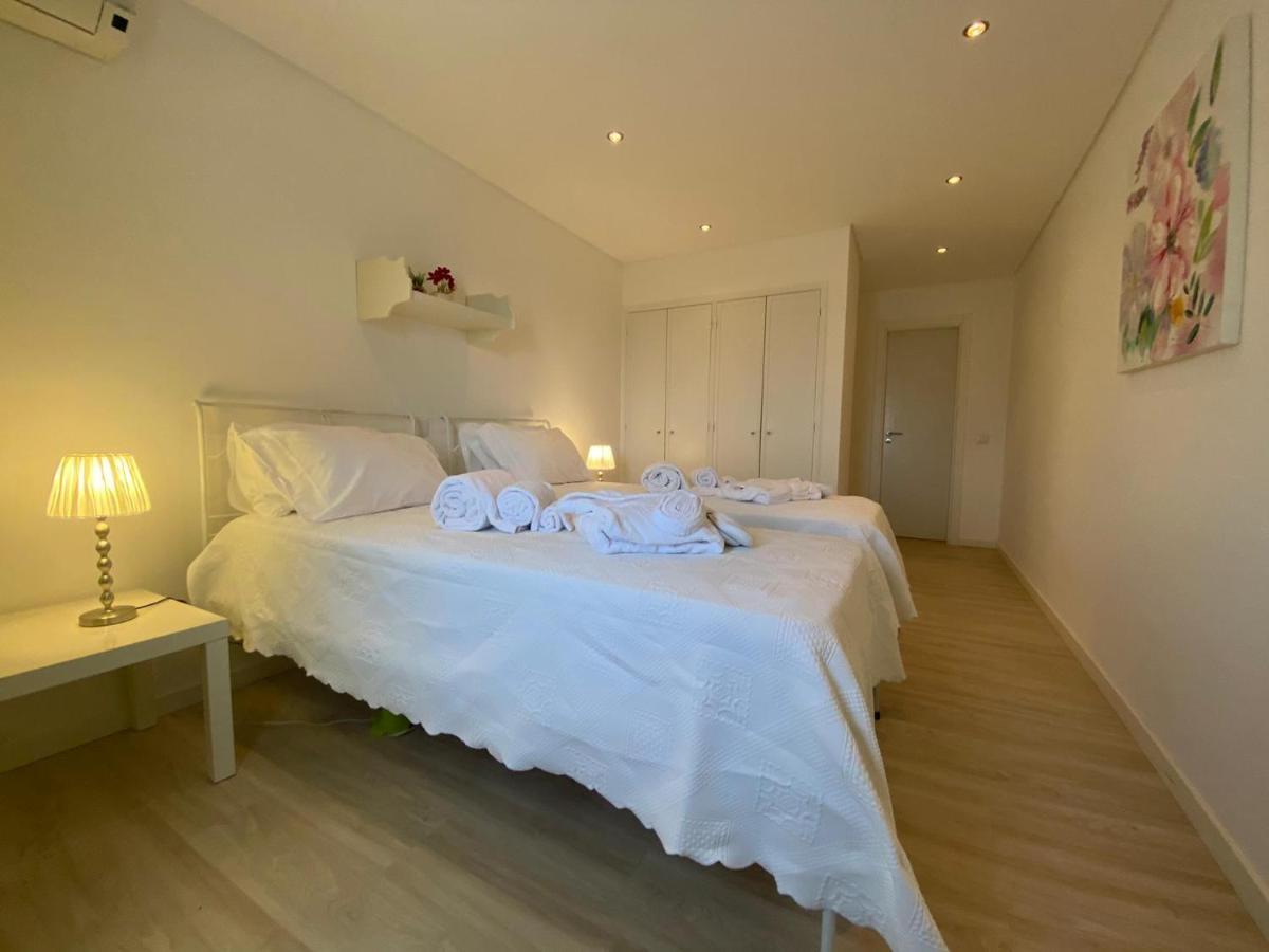 Os Reais - Apt In Front Of The Beach In Centeanes Карвоейру Экстерьер фото